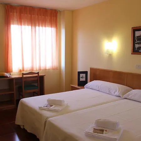 Отель Antiguo Сантандер